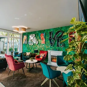 Otel Arena Deluxe &